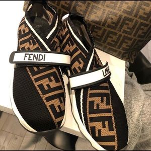 Fendi Rockoko sneakers 40 (10)